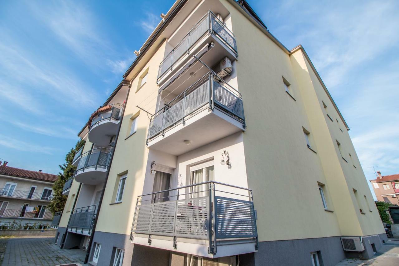 Sunny Point Apartment Rovinj Luaran gambar