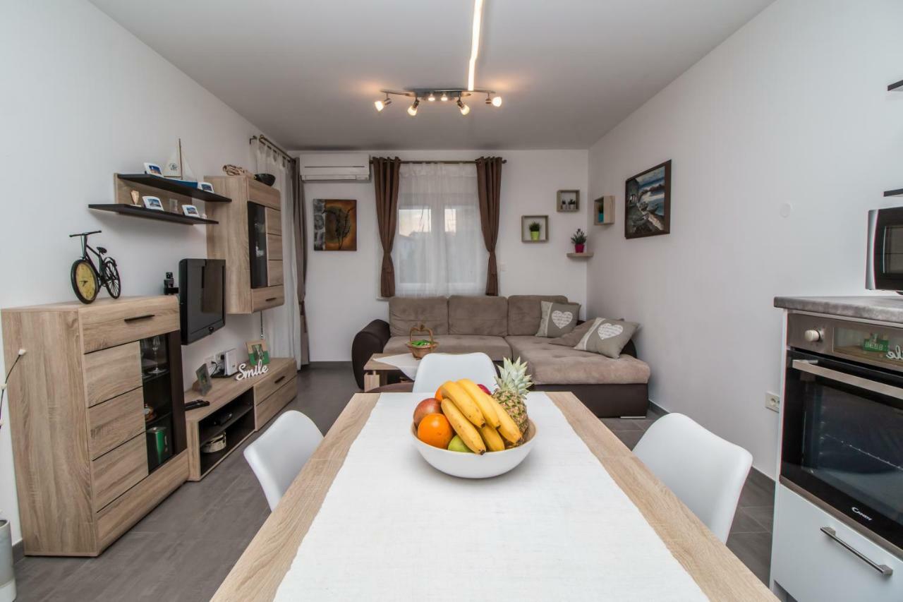 Sunny Point Apartment Rovinj Luaran gambar