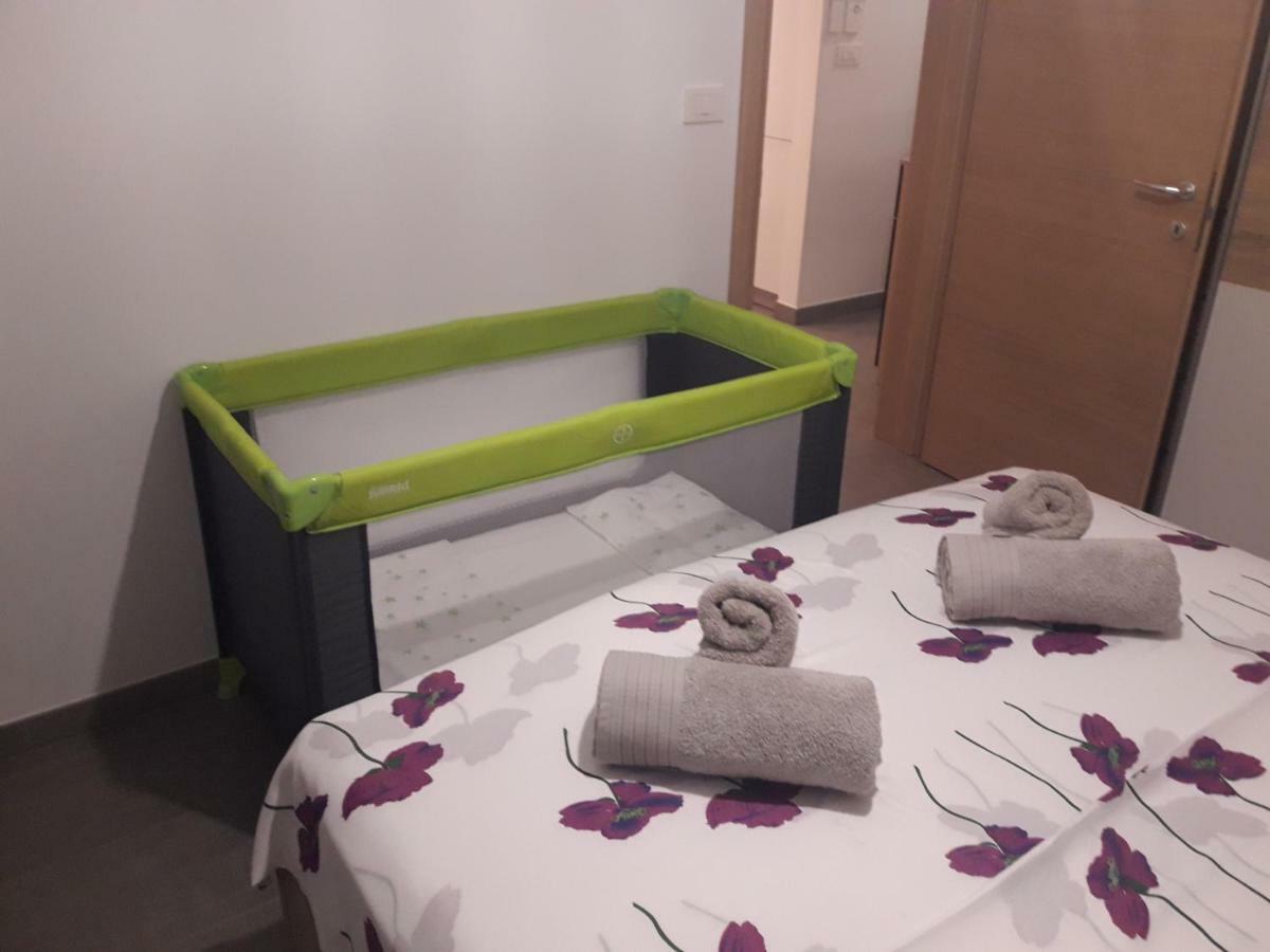 Sunny Point Apartment Rovinj Luaran gambar
